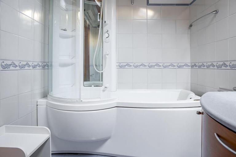 Bathroom 4, Duplex sul Porto Grande by Wonderful Italy, Syracuse