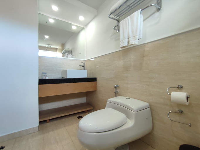 Bathroom 3, Hesperia Maracay, Girardot