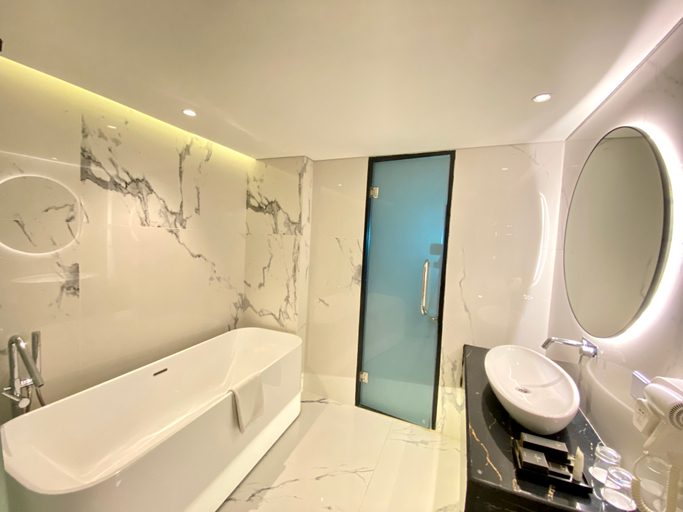 Bathroom 5