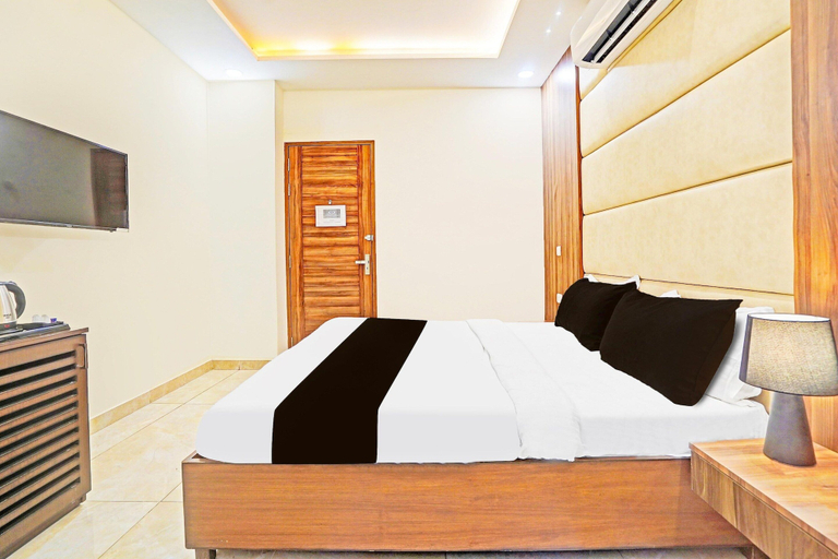Room 3, Premium Luxury Stays at Gomti Nagar, Lucknow, Lucknow