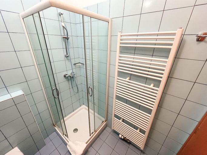 Others 5, Hostel Sveta Ana, Koper