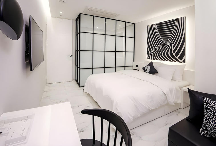 Bedroom 9