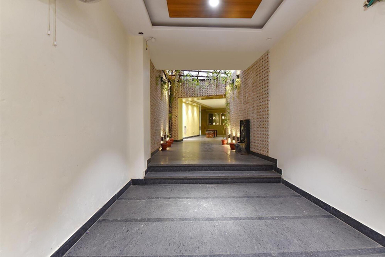 Public Area 2, FabHotel Wind Palace, Jaipur