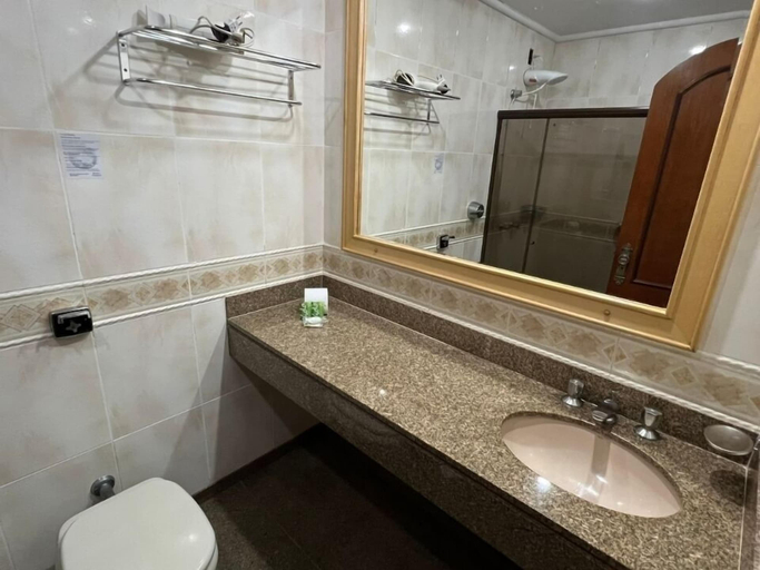Bathroom 5, Biazi Paradise Hotel, Serra Negra