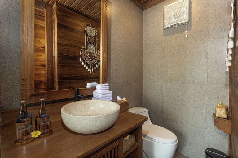 Bathroom 5, Edge of Ubud by GenuineHost, Gianyar