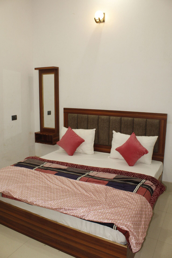 Bedroom 3, Hotel Hare Krishna Vrindavan, Mathura