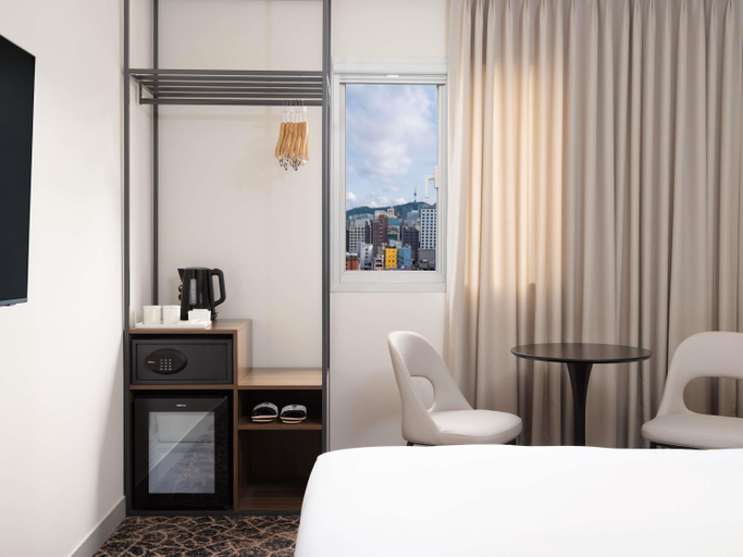 Bedroom 6