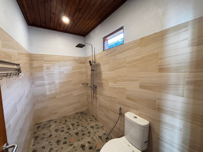 Bathroom 5