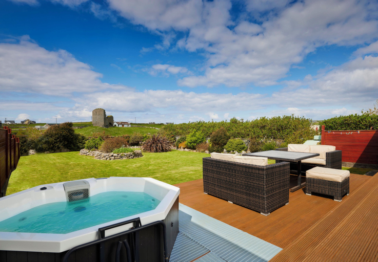 Sport & Beauty 5, Luxury Lodges in Doolin Village