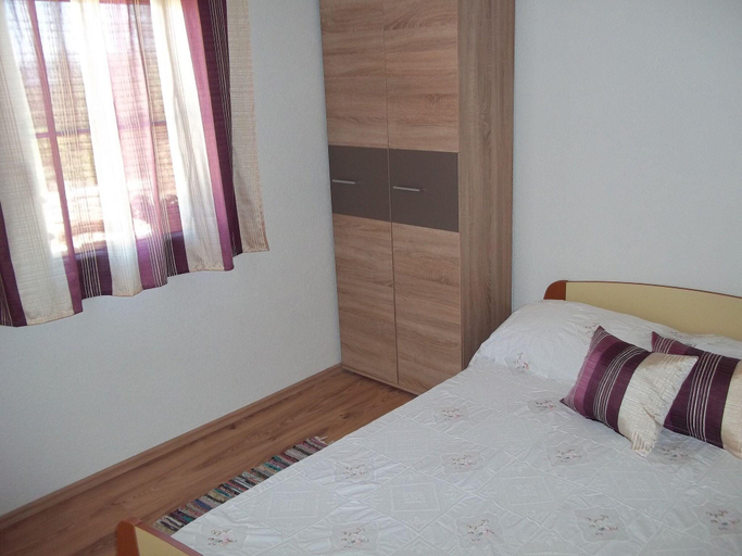 Bedroom 2, Holiday Home in Mirca with terrace, Supetar