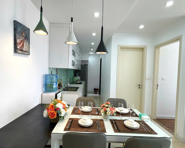 Dining Room 11