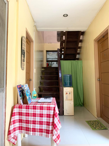 Others 3, Francis Dale Lodge L5, El Nido