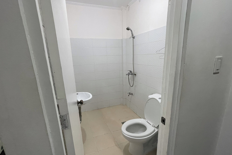 Bathroom 3, Casa De Praxides Tourist Inn, Puerto Princesa City