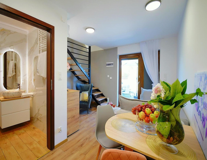 Dining 2, Comfortable Holiday Homes, Mielenko, Koszalin