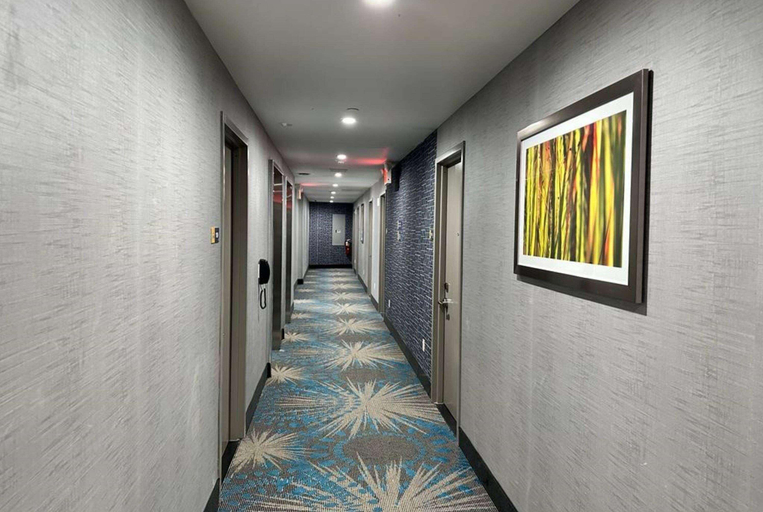 Exterior & Views, Days Inn by Wyndham Brooklyn / Eastern Parkway, New York