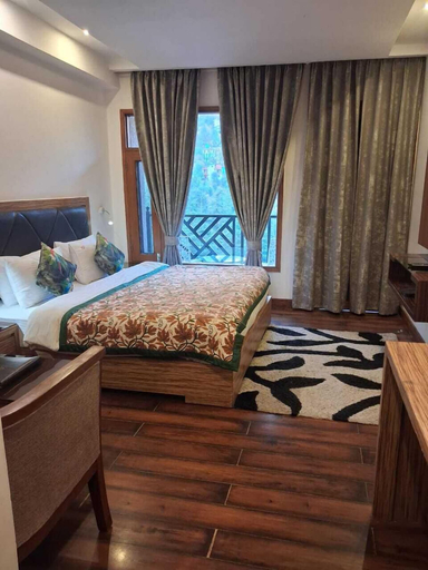 Bedroom 2, HOTEL CLOUDCHAT, Kangra