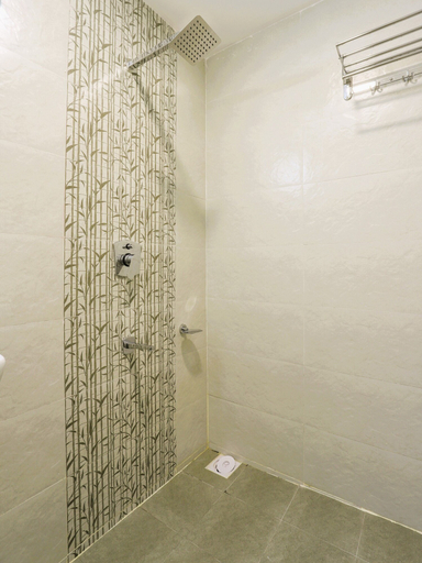 Bathroom 4, StayGuru Hotel Atithi, Kachchh