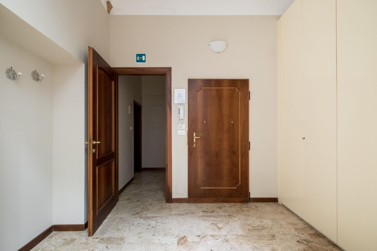 Others 5, Rolandino Apartment by Wonderful Italy, Bologna