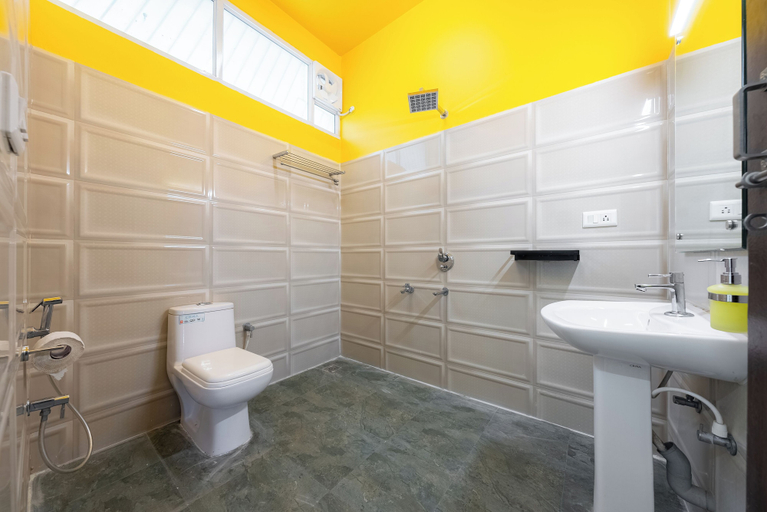 Bathroom 4, The Hosteller Coorg, Madikeri, Kodagu