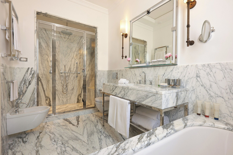 Bathroom 5, Rocco Forte Hotel De Russie, Rome