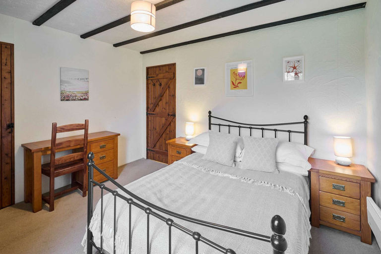 Room 5, Host Stay Providence Cottage, Devon
