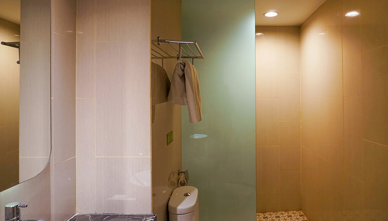 Bathroom 11
