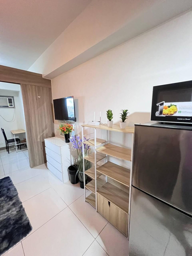 Others 5, Unistay Coast Res R10 Sunset Vw, Pasay City