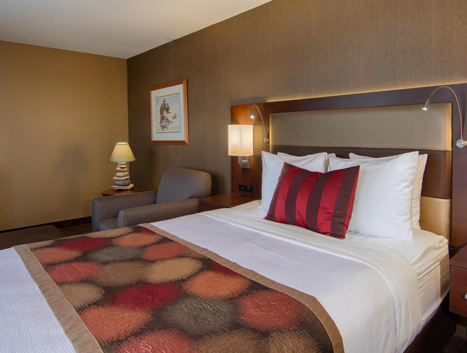 Bedroom 2, Best Western Plus Superior Inn, Cook