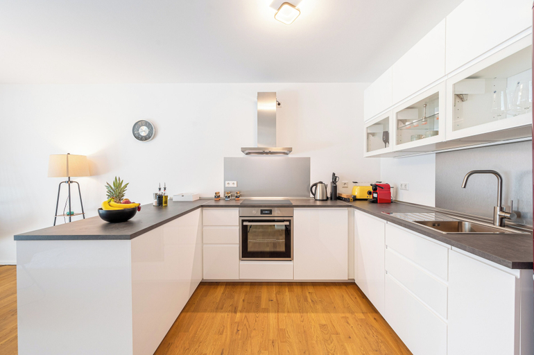 Others 4, Lit Living Luxus - Box Spring - Parking, Ludwigshafen am Rhein