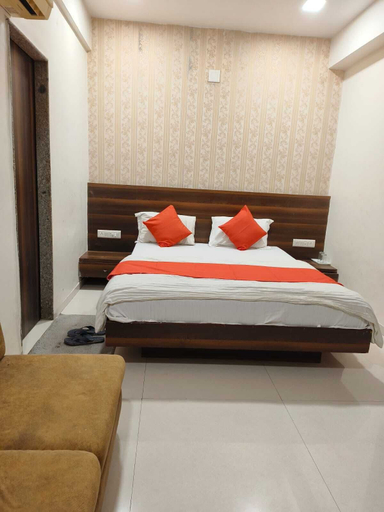 Bedroom 5, Hotel Prayosha, Gandhinagar