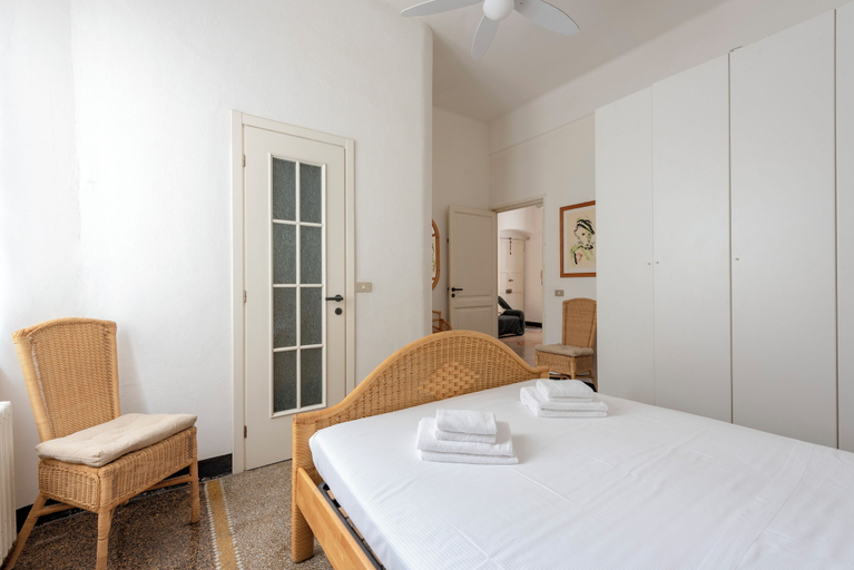 Bedroom 3, Inviting 2-bed flat near the beach, Genova
