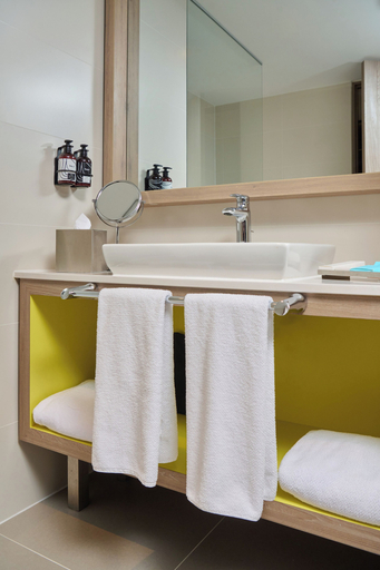 Bathroom 5, INNSiDE by Meliá Lima Miraflores, Lima