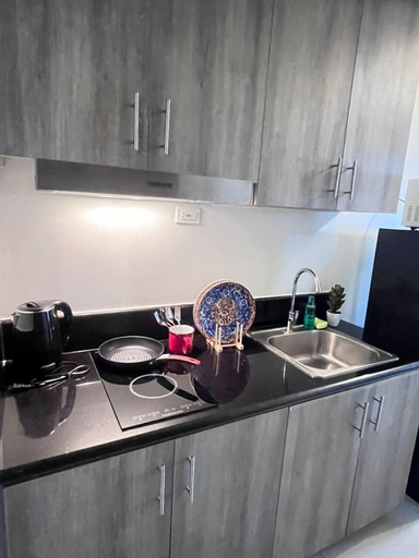 Others 5, Unistay Coast Res R19 with Bal-Sunset Vw, Pasay City
