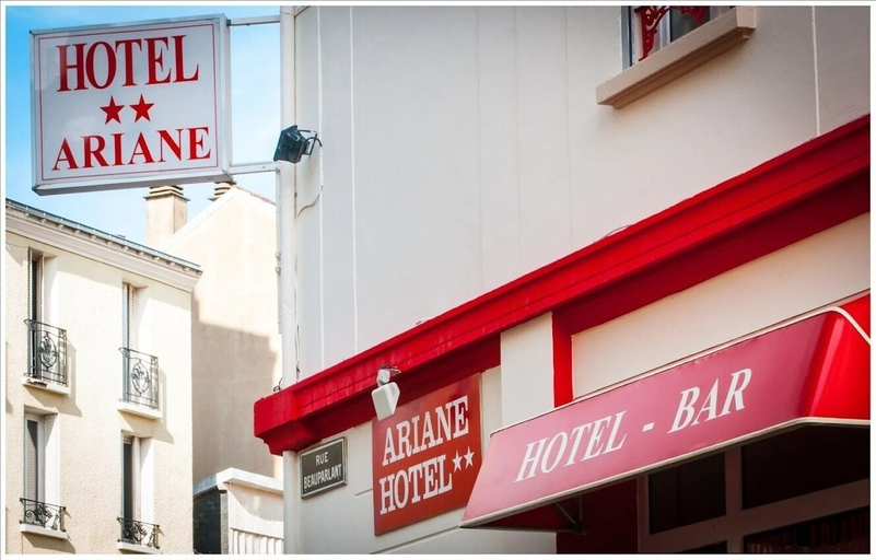 Exterior & Views 2, Ariane Hôtel, Allier