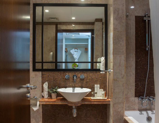 Bathroom 3, Number One Tower Suites Hotel, Dubai