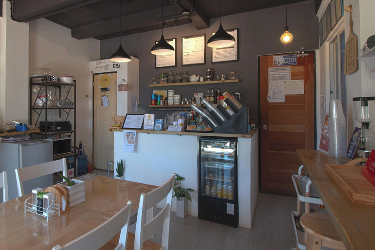 Food & Drinks 4, Hometel Barrio House Mactan, Lapu-Lapu City