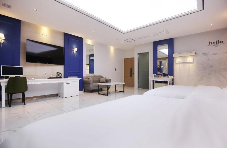 Bedroom 3, Seosan Hello Hotel, Seosan