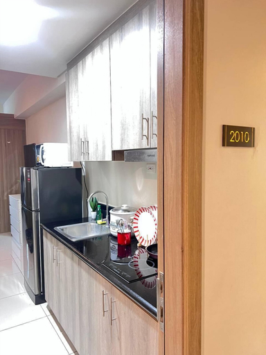 Others 3, Unistay Coast Res R10 Sunset Vw, Pasay City