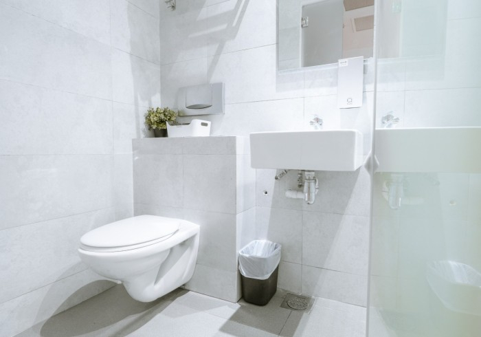 Bathroom 14