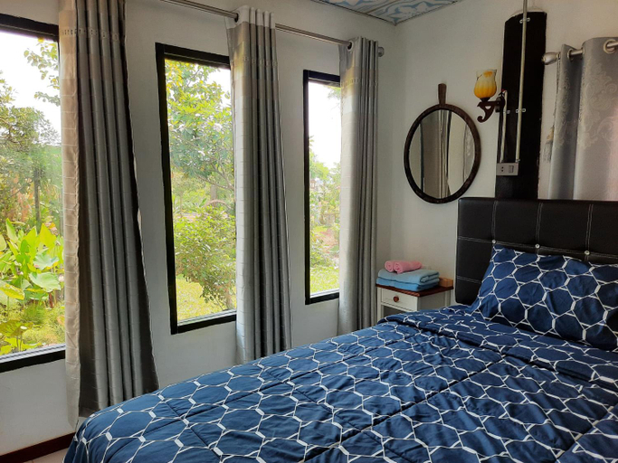 Bedroom 18