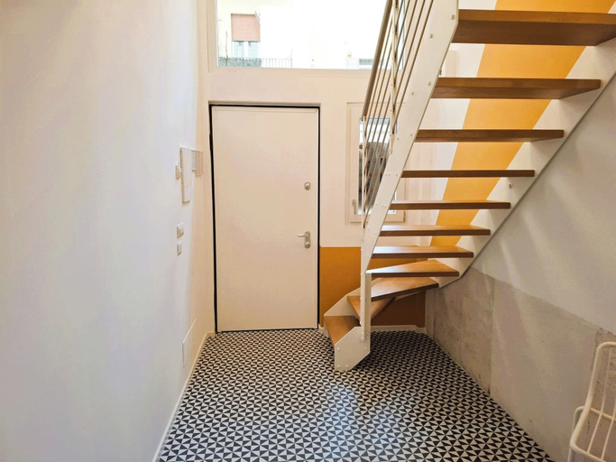 Others 5, CASA MORETTI, Bari