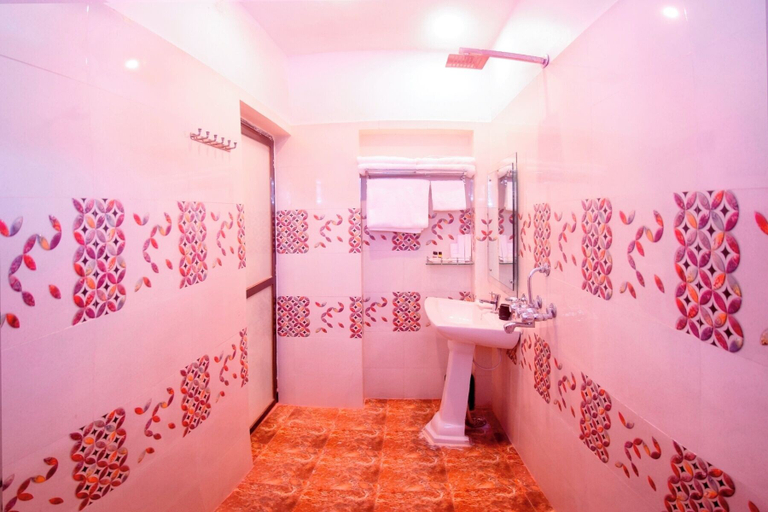 Bathroom 3, THE KASHI RESIDENCY, Varanasi