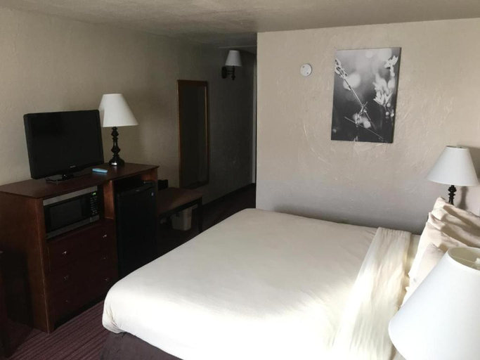 Bedroom 3, Quality Inn Guthrie, Logan