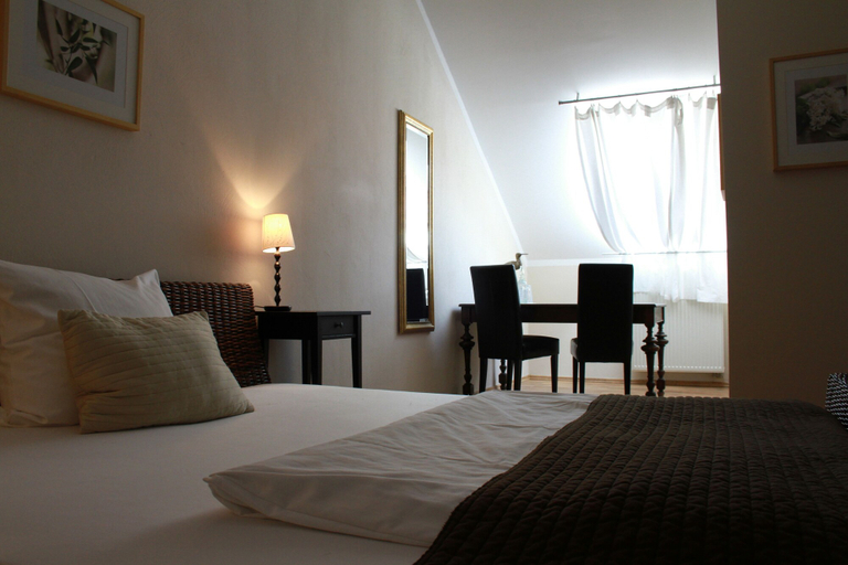 Bedroom 2, Kleine Residenz am Schloss, Main-Taunus-Kreis