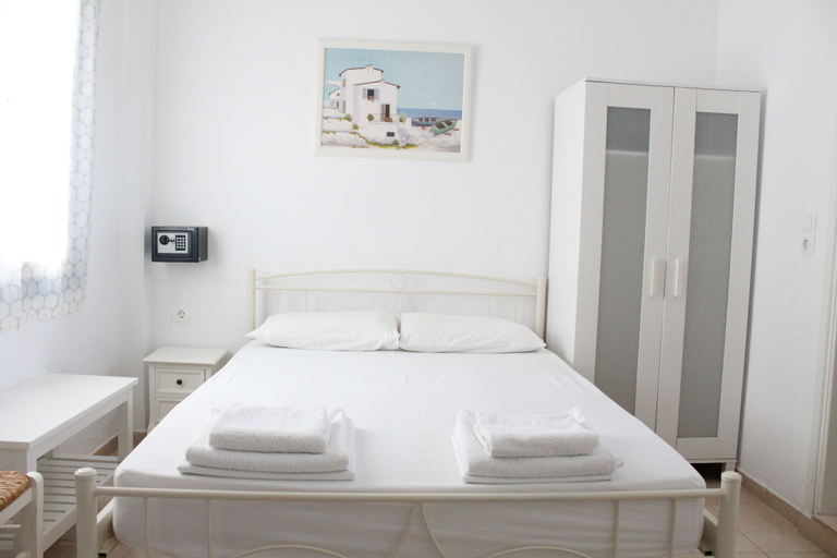 Bedroom 2, Mare Blue Ios, South Aegean