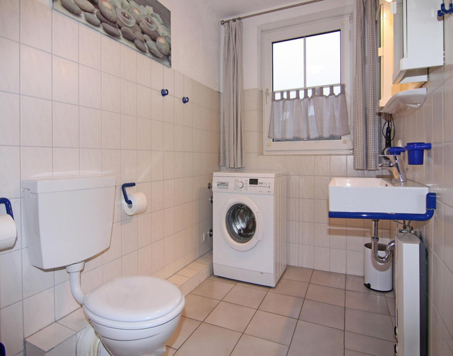 Bathroom 5, Holiday Complex Wenkendorf, Fehmarn-wenkendorf, Ostholstein