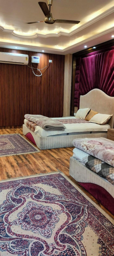 Bedroom 5, Hotel Blue Stone, Kanpur Nagar