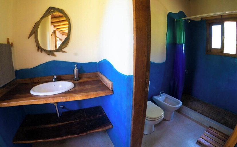 Bathroom 4, Carolina Leone, Calamuchita