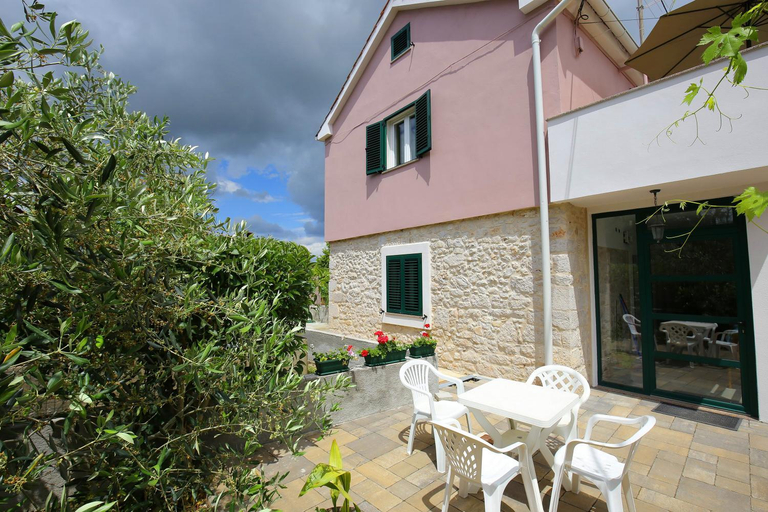 Others 2, Apartmani Lucija Peros Zaton II, Nin