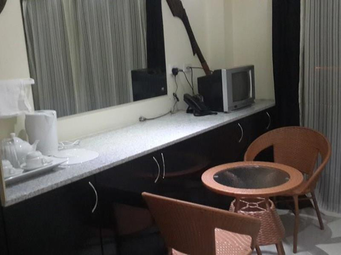 Others 4, Nadi Airport Transit Hotel, Ba